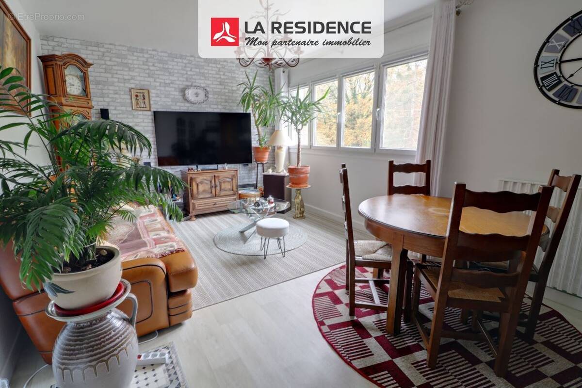 Appartement à CANTELEU