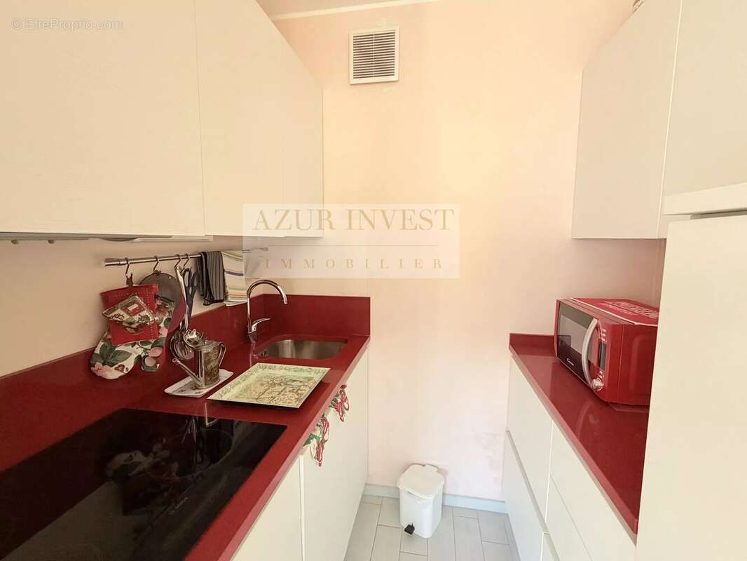 Appartement à ROQUEBRUNE-CAP-MARTIN