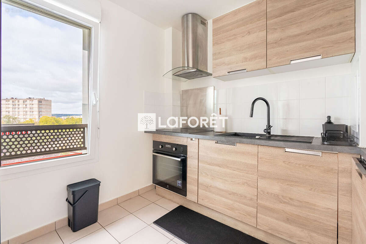 Appartement à NANTERRE