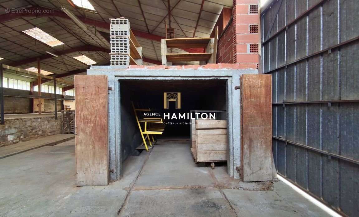 Commerce à VILLEFRANCHE-DE-ROUERGUE