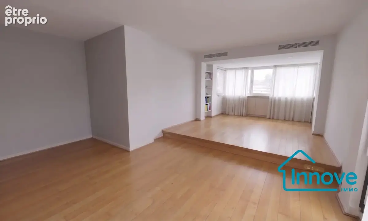 Appartement 92 m² à Rocquencourt  - photo 2