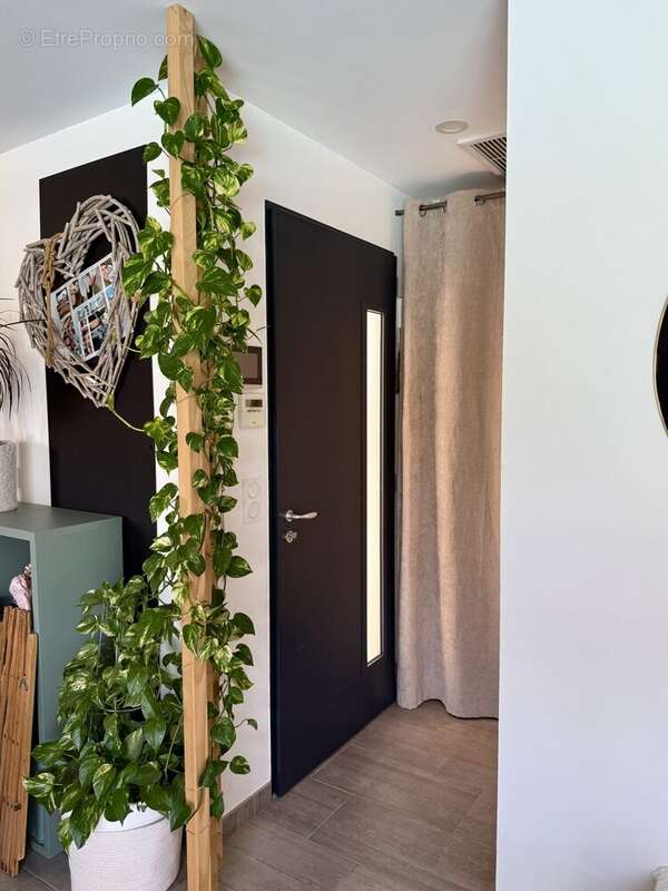 Maison 119 m² à Saint-Thibery  - photo 4