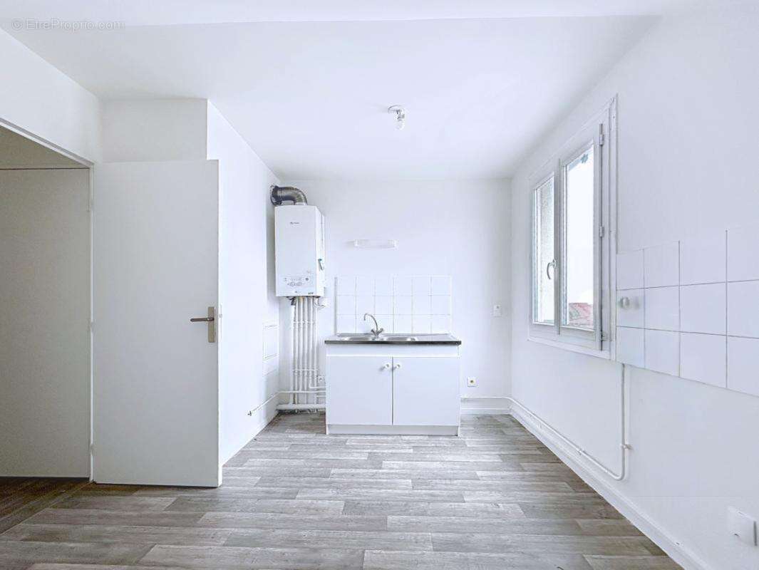 Appartement à TORCY