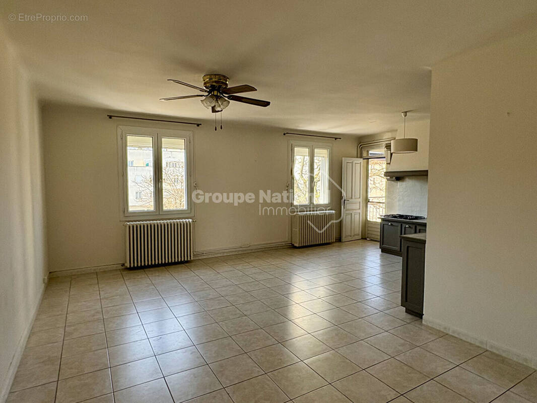 Appartement à ARLES