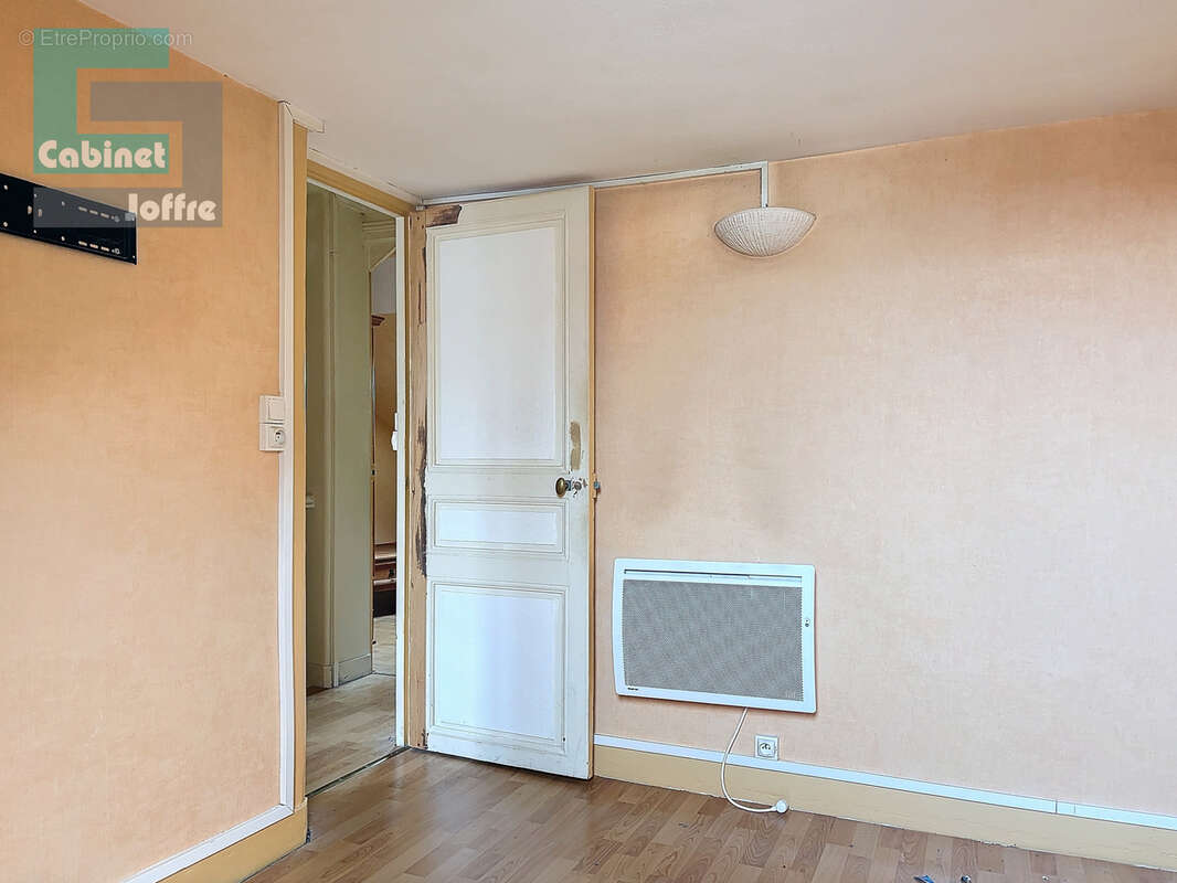 Fontainebleau, Duplex à rénover de 55,30 m2 habitables, entre centre-ville et gare - photo 6