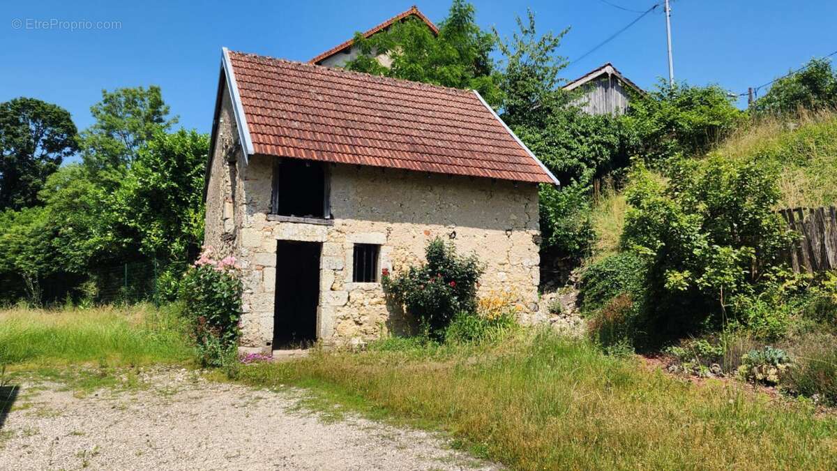 Essertenne-et-cecey - maison 7 pièces - photo 2