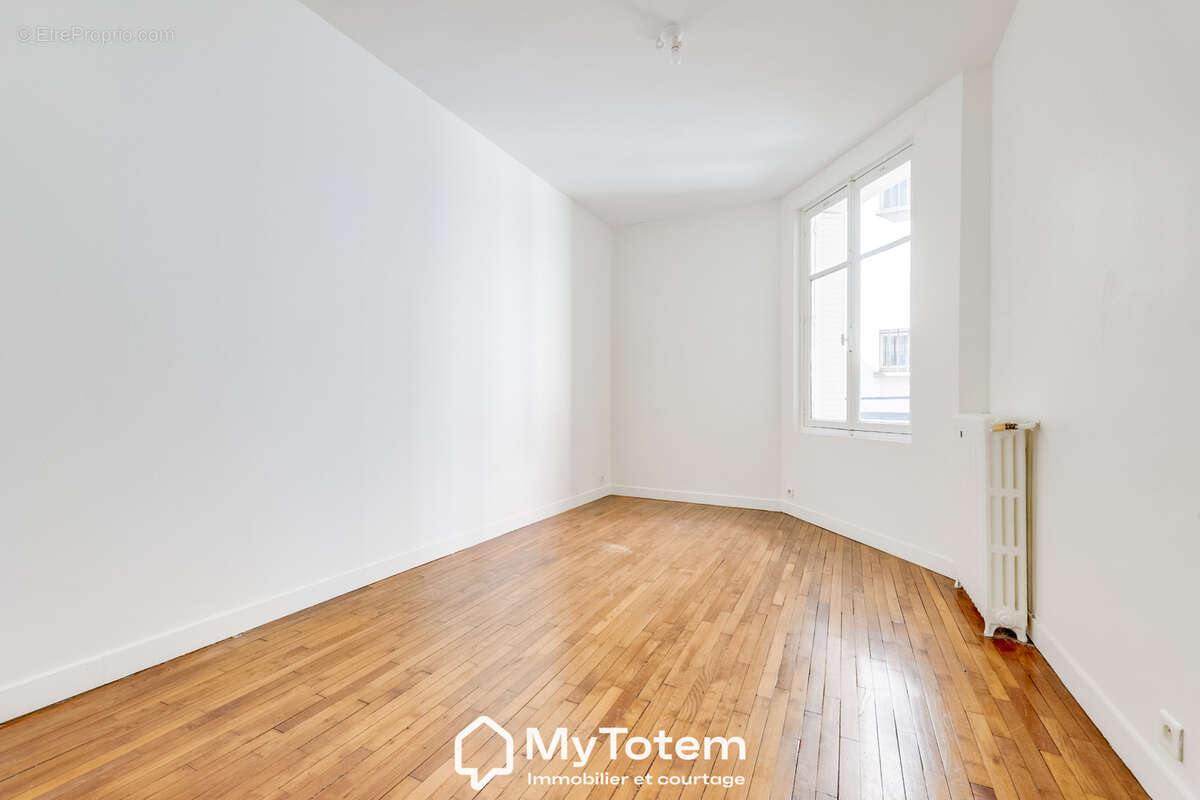 Appartement à LEVALLOIS-PERRET