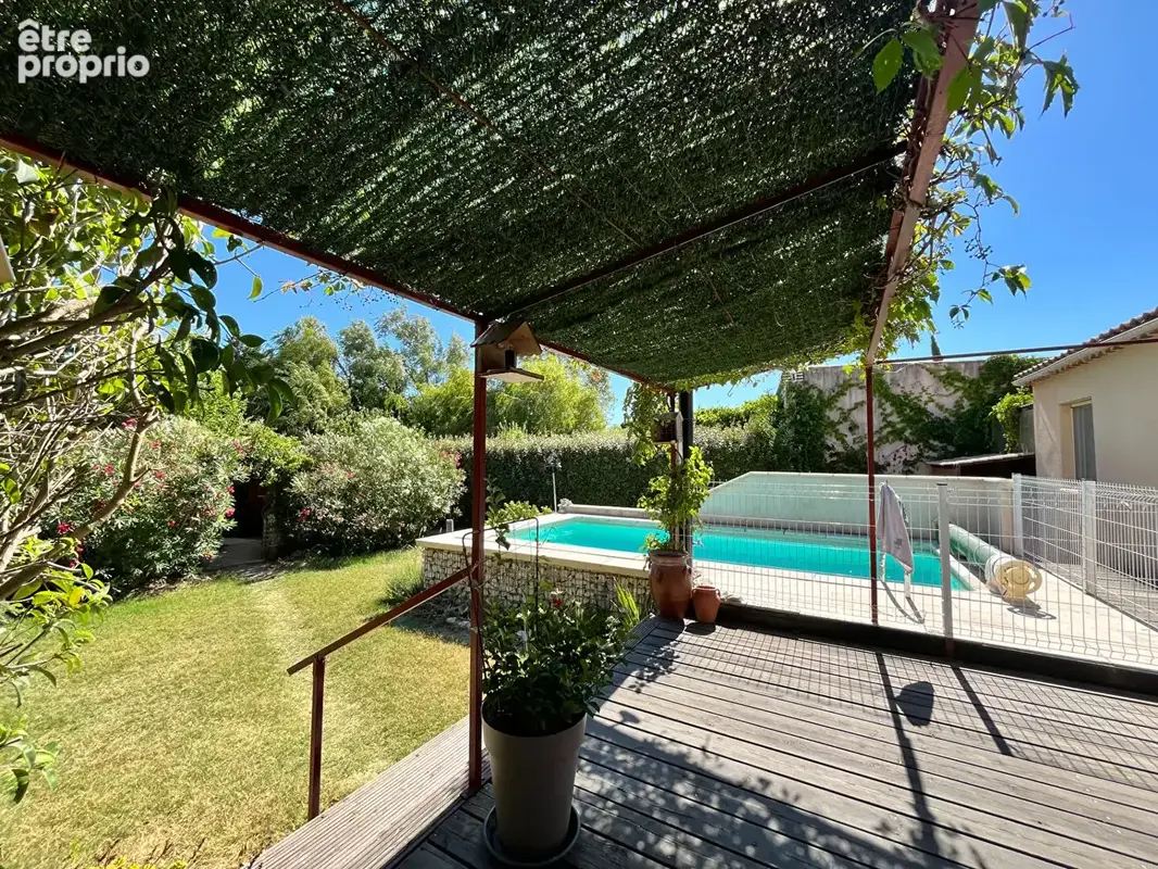 À VENDRE  Maison individuelle de plain-pied avec piscine et dépendance à Aubignan - photo 4