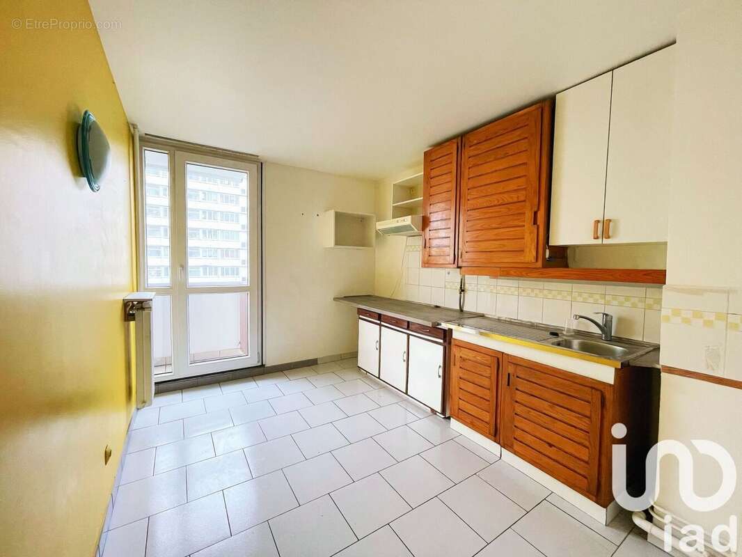 Photo 3 - Appartement à IVRY-SUR-SEINE