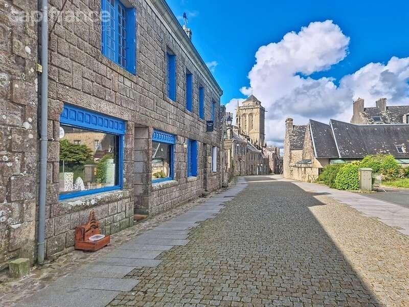 Appartement à LOCRONAN