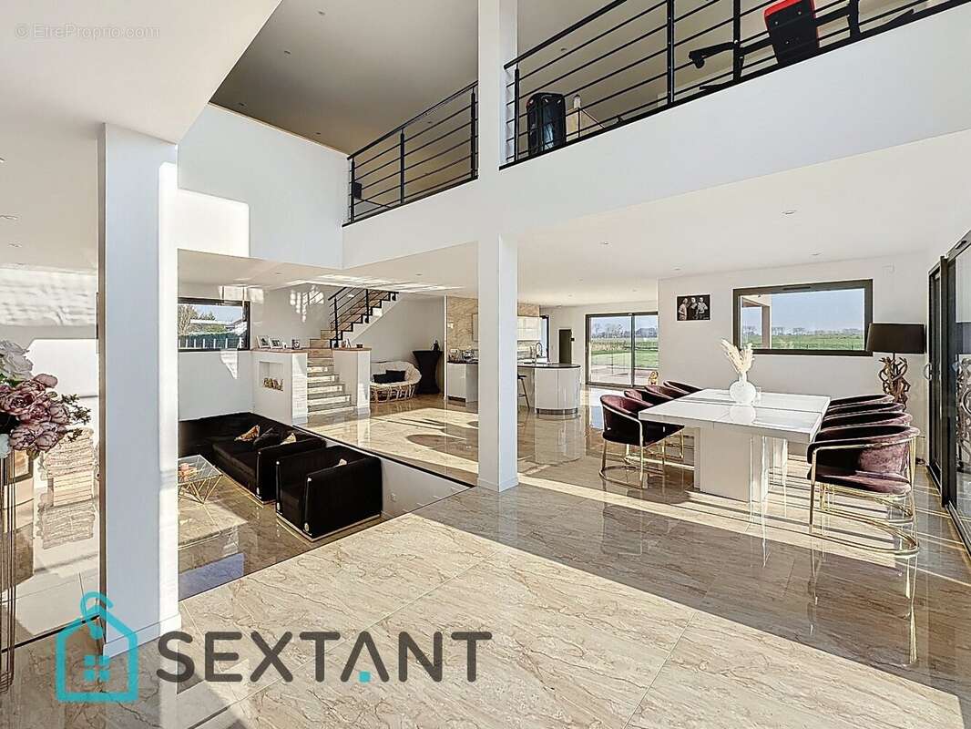 Maison 380 m2 terrain de 1800 m2 - photo 3