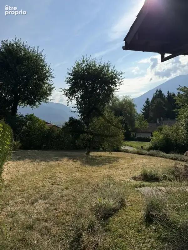 Maison de charme à réinventer sur près de 1 000 m2 : un lieu de vie ou un projet à valoriser - photo 17