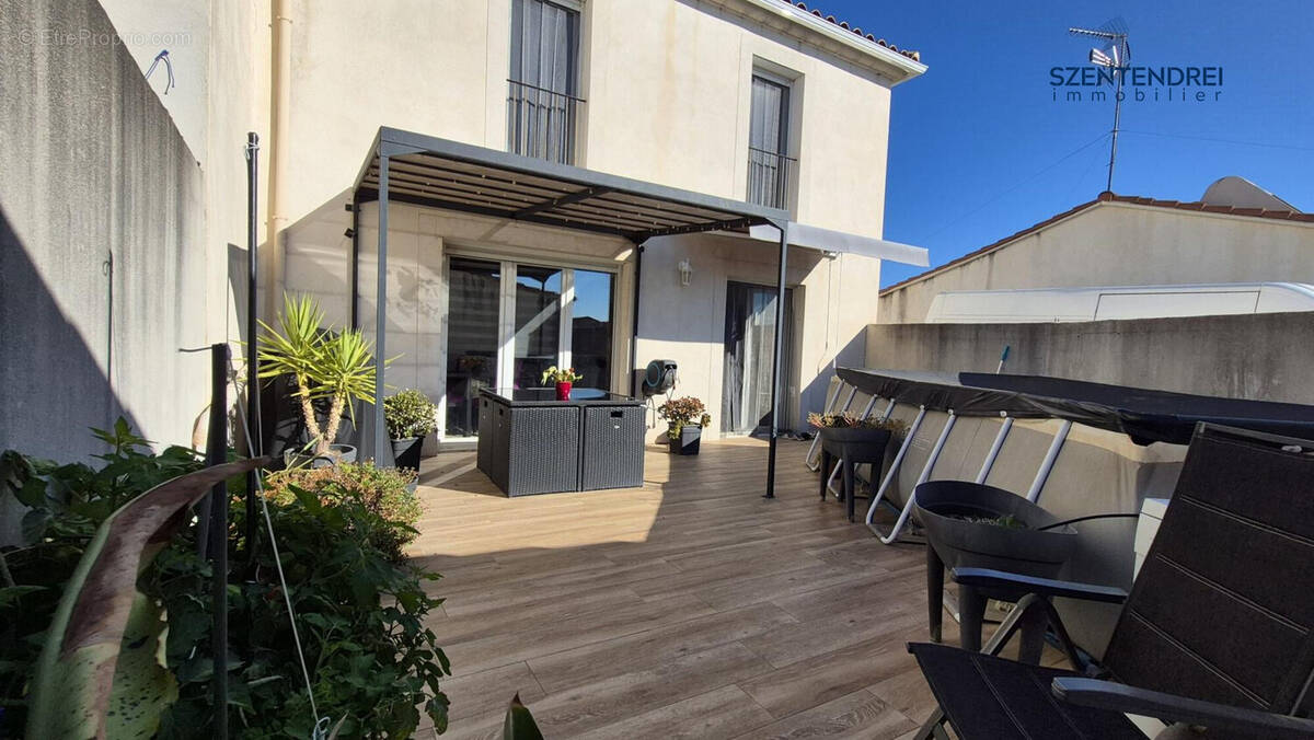 vente villa lunel szentendrei immobilier - Maison à LUNEL