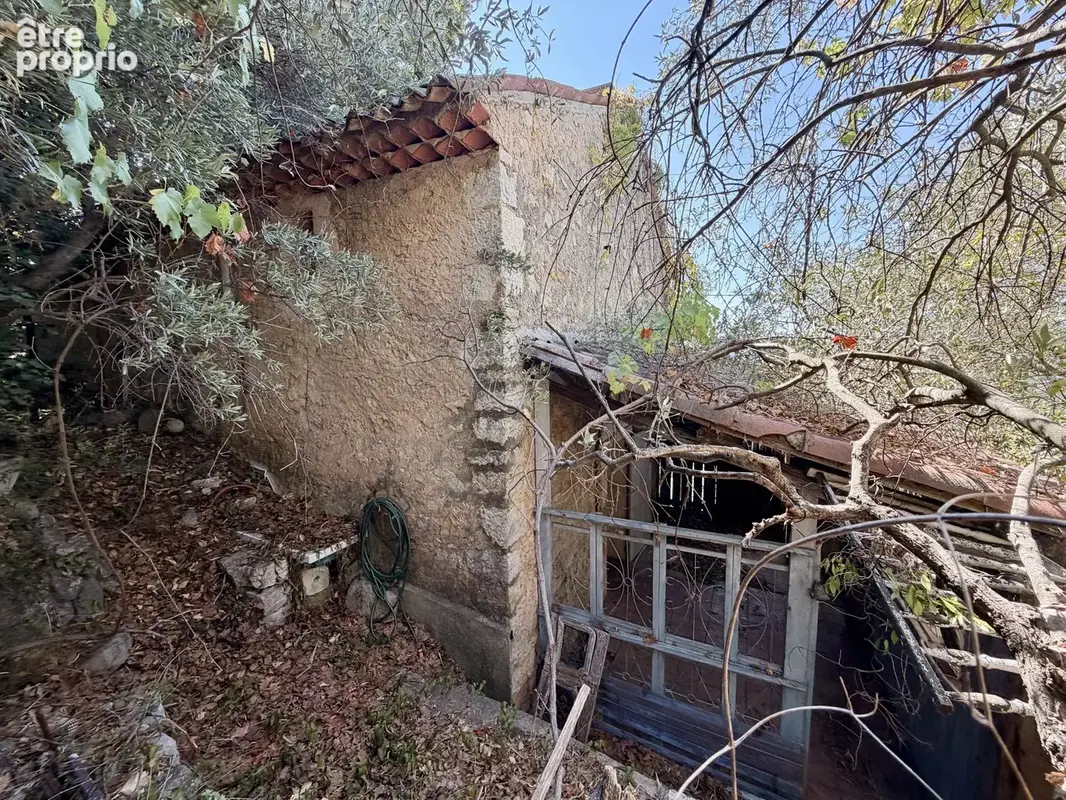 Maison de village en pierres – 90 m² avec terrasse et parking - photo 11