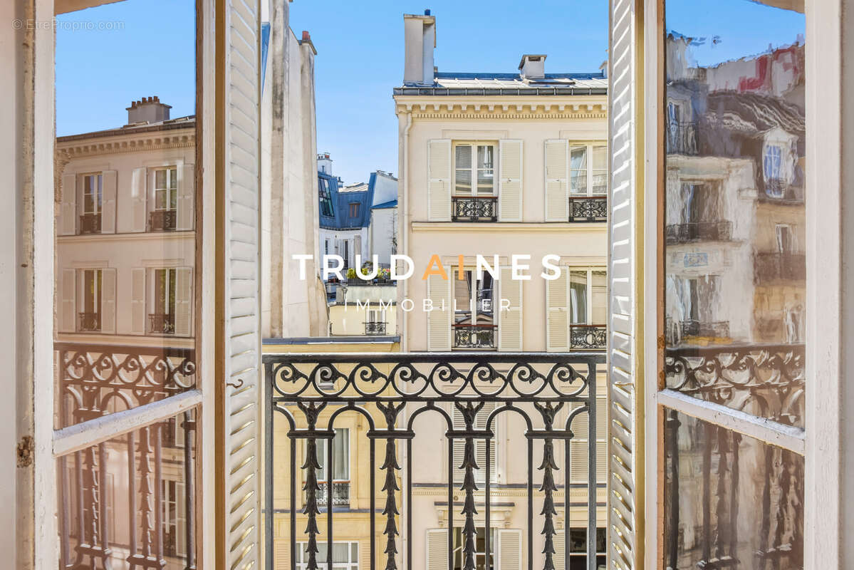 Appartement à PARIS-9E