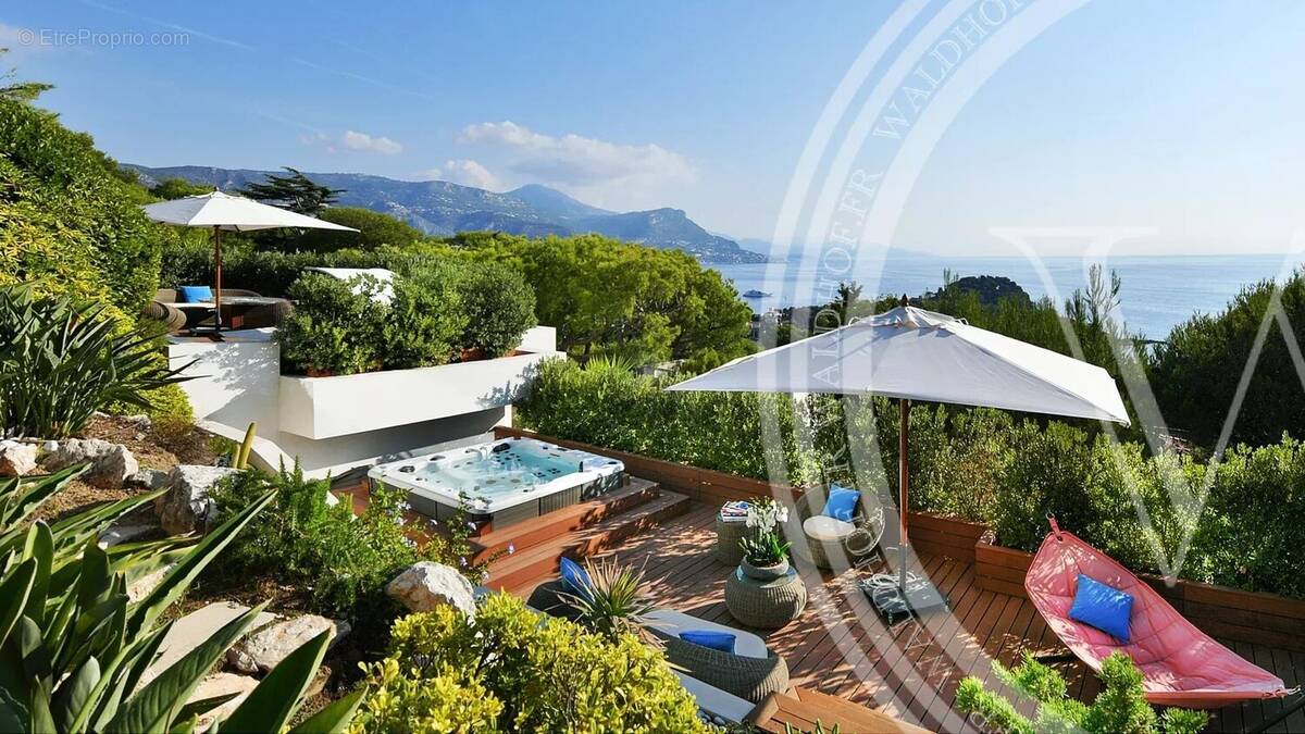 Maison à SAINT-JEAN-CAP-FERRAT