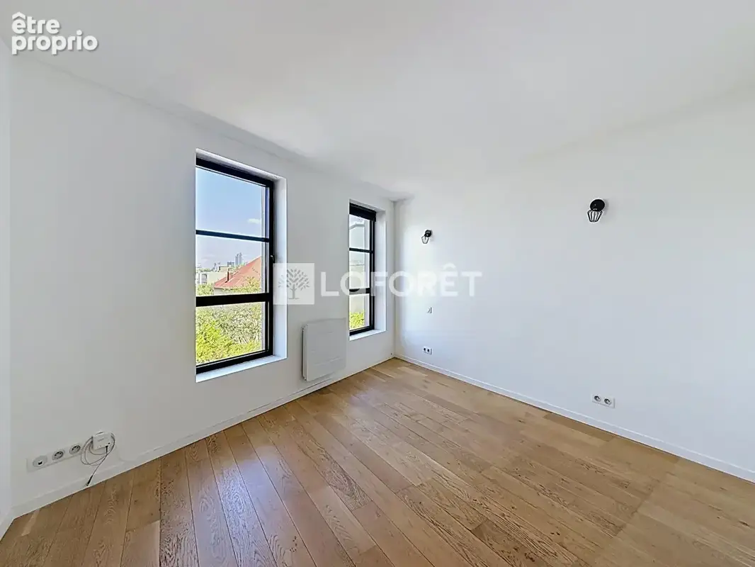 Appartement  Duplex Suresnes 5 pièce(s) 110 m2 - photo 7