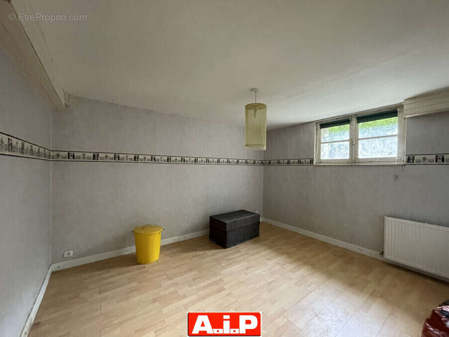 Maison à POUZAUGES