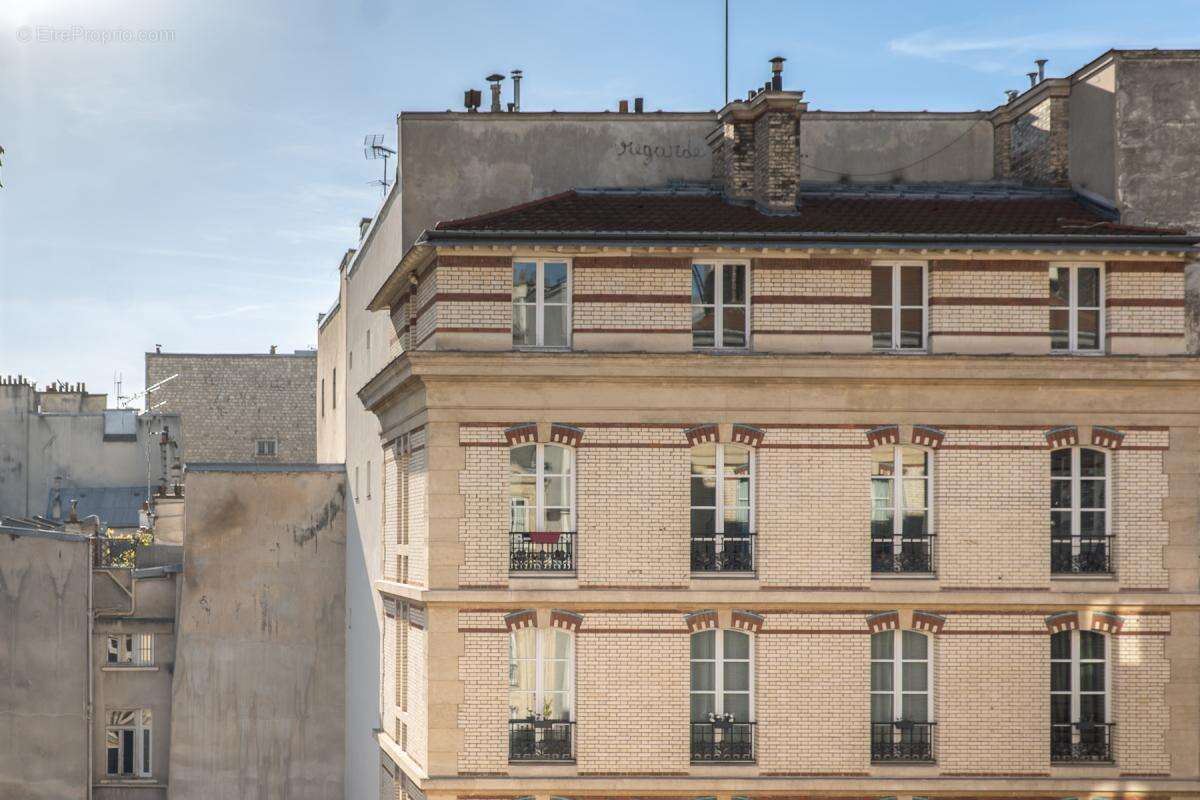 Appartement à PARIS-1E