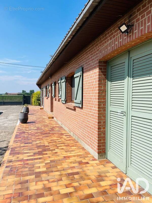 Photo 1 - Maison à HAZEBROUCK