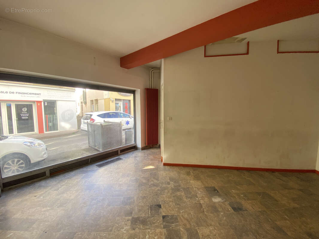 Commerce à LANNEMEZAN