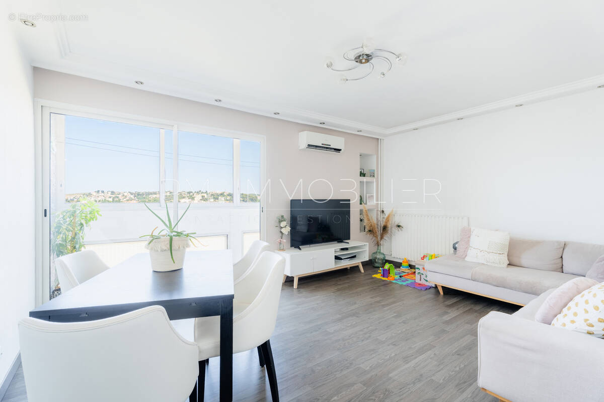 Appartement à MARSEILLE-15E