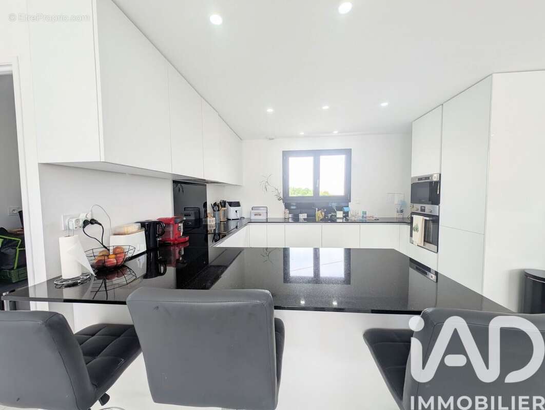 Maison 116 m² à Merilheu  - photo 5
