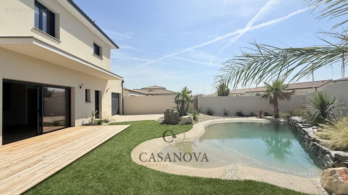 Villa contemporaine neuve avec piscine lagon et vue campagne à Magalas - photo 3