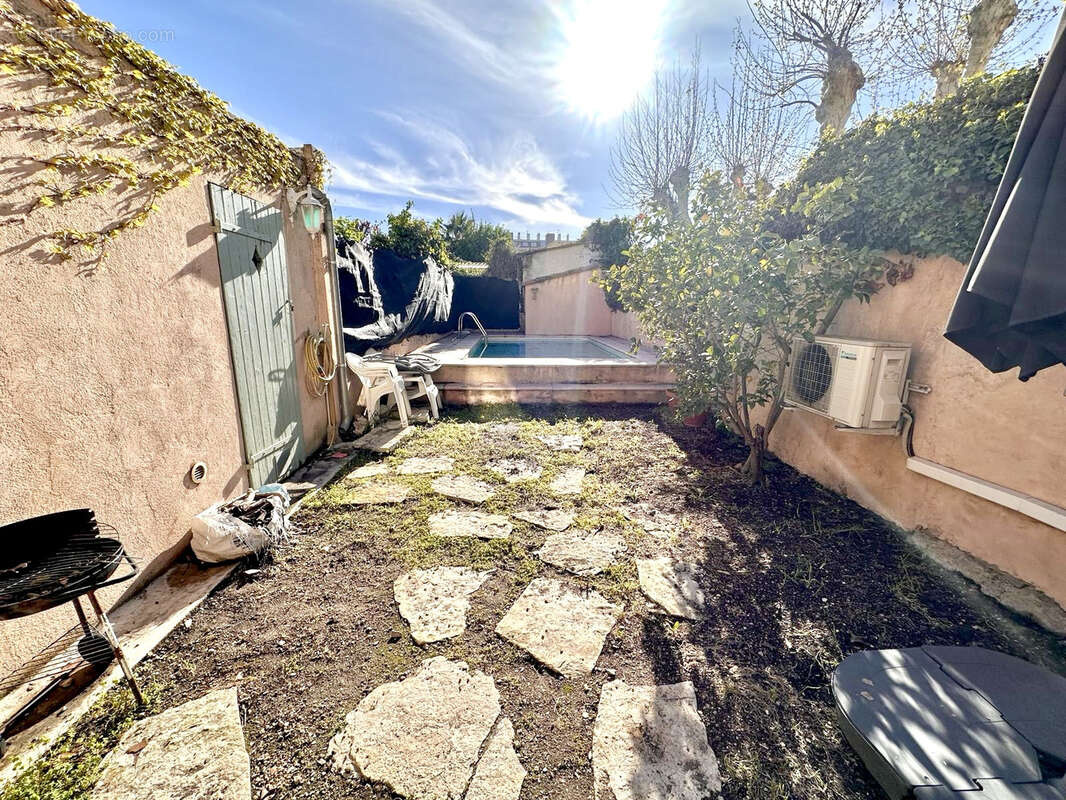 Maison à MARSEILLE-9E