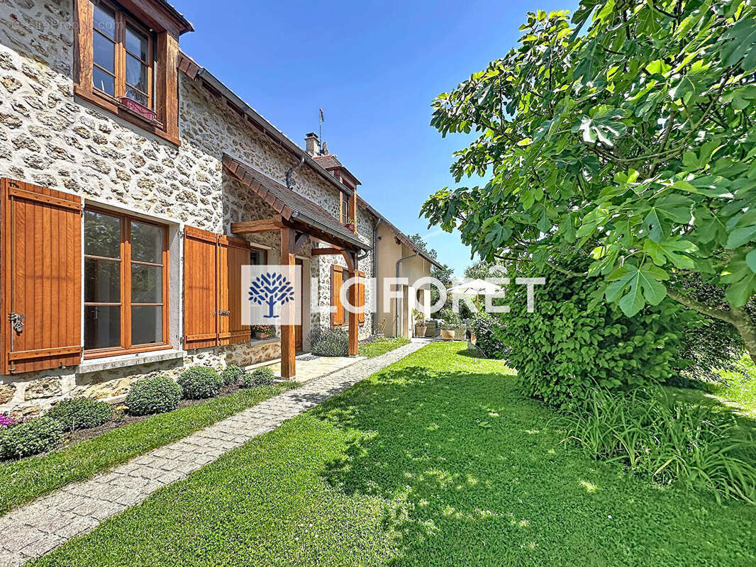 Maison de charme dans un environnement privilégié à Feucherolles - photo 2