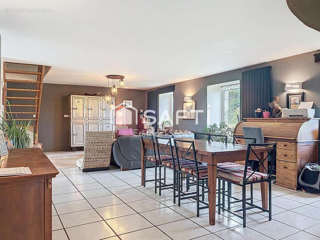 Photo 2 - Maison à SAINT-THOIS