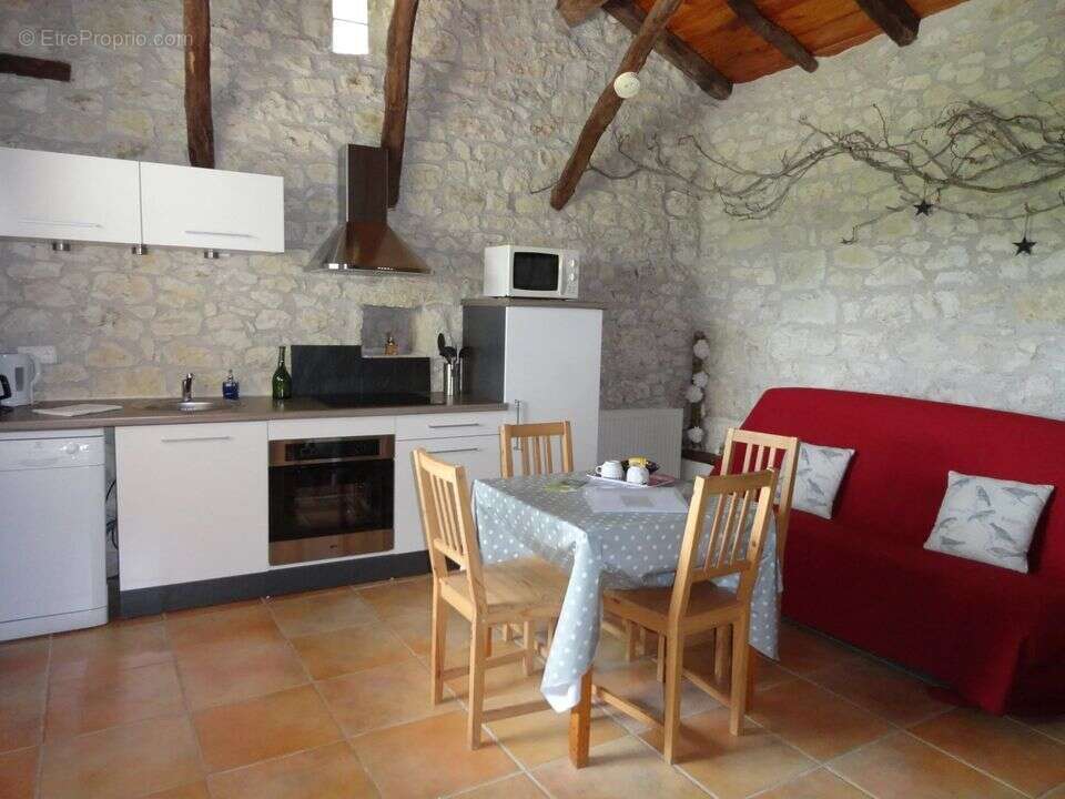 Maison à BAGAT-EN-QUERCY