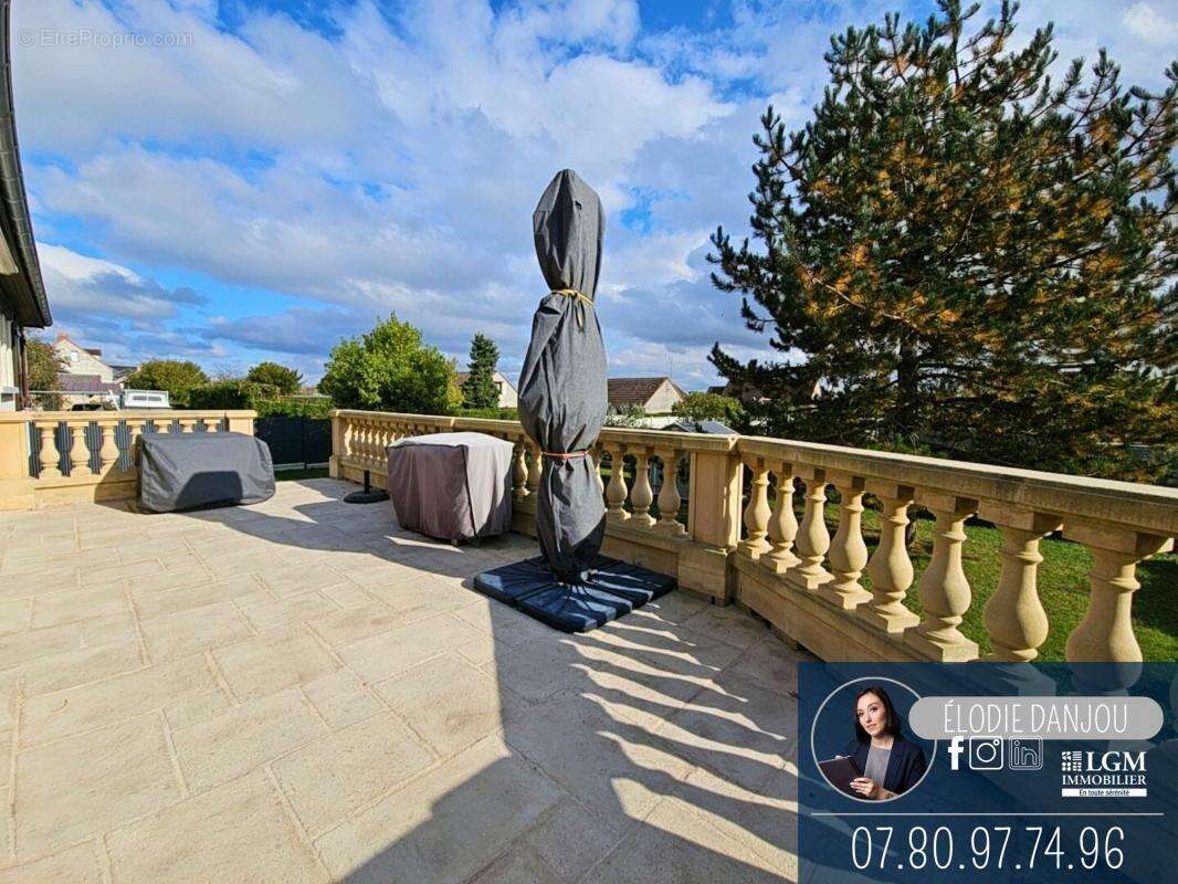 Maison à CLOYES-SUR-LE-LOIR