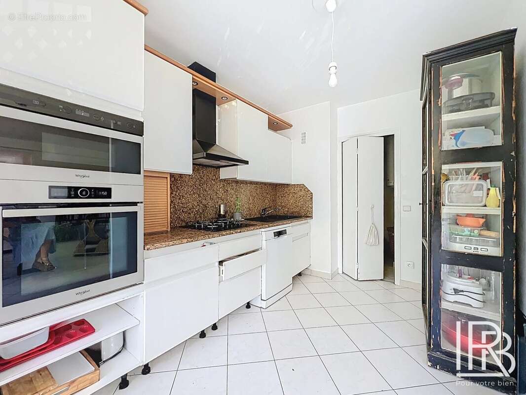 Appartement à MARSEILLE-9E