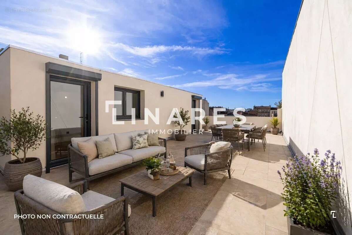 Appartement à MARSEILLE-5E