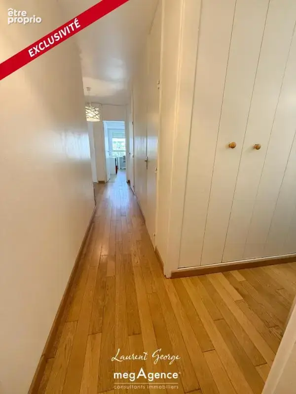 Appartement T4 lumineux, parking - Saint-Julien - photo 4