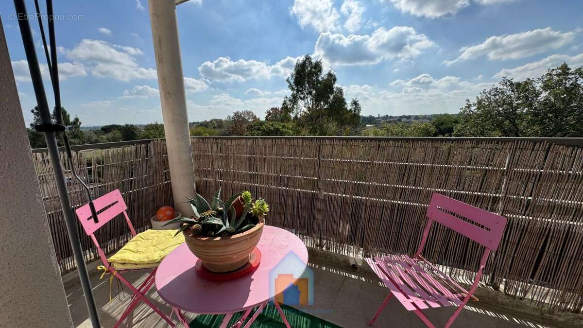 Appartement à CORNEBARRIEU