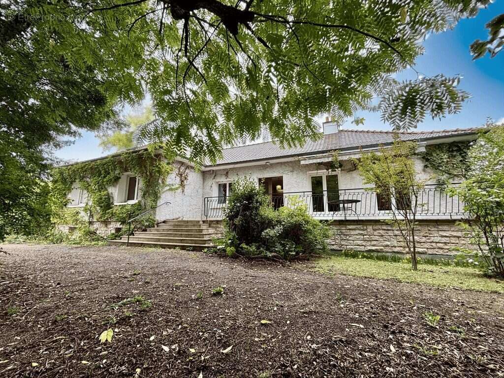 Maison à CHASSENEUIL-DU-POITOU