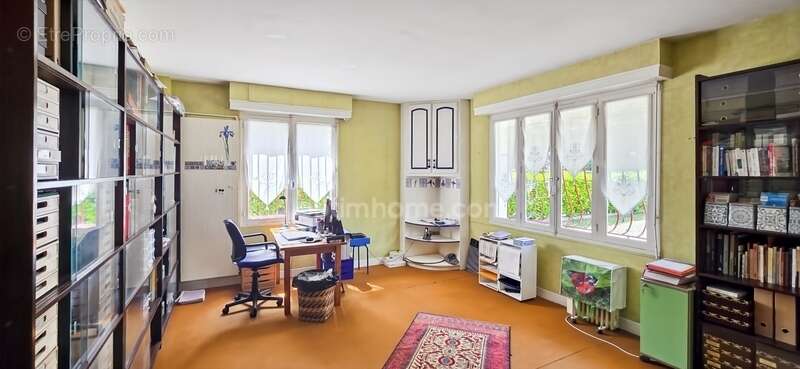 Maison à vendre 9 pièces PAU (64) Rare– Entre Trespoey et Allées de Morlaàs – 260 m² et 1300M2 de terrain - photo 11