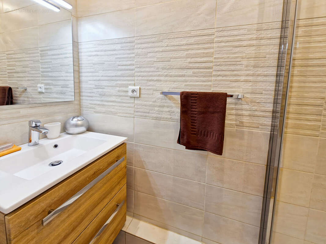 Appartement à MARSEILLE-9E