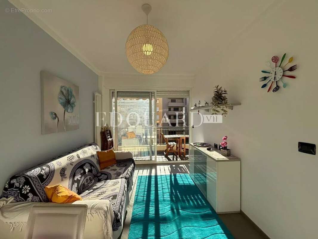 Appartement à ROQUEBRUNE-CAP-MARTIN