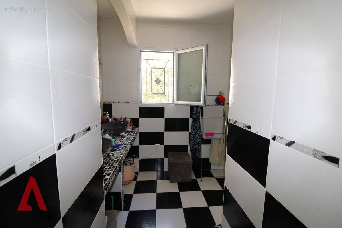 Maison à MAGALAS