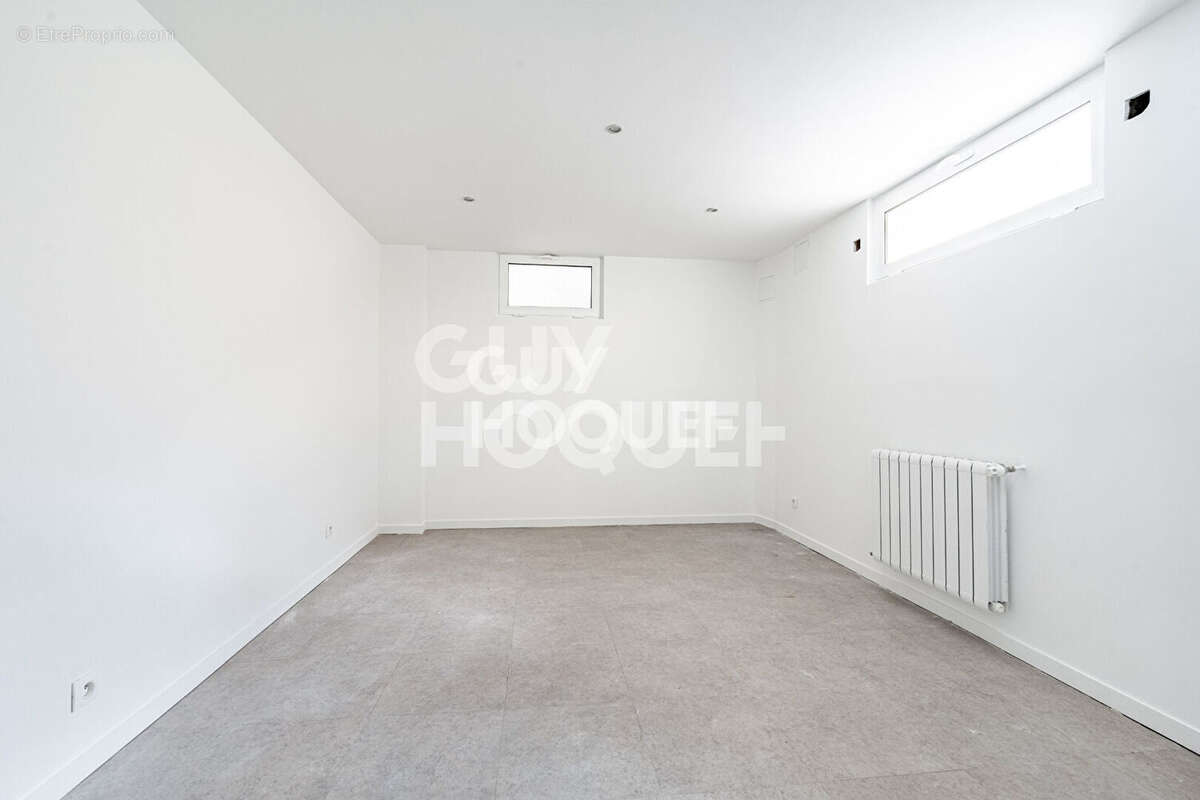 Maison à ASNIERES-SUR-SEINE