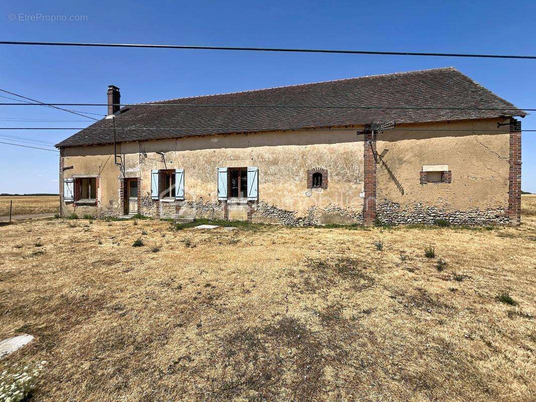 Charmante longère de plain-pied – 83 m² + fort potentiel d'agrandissement – Cadre calme - photo 13
