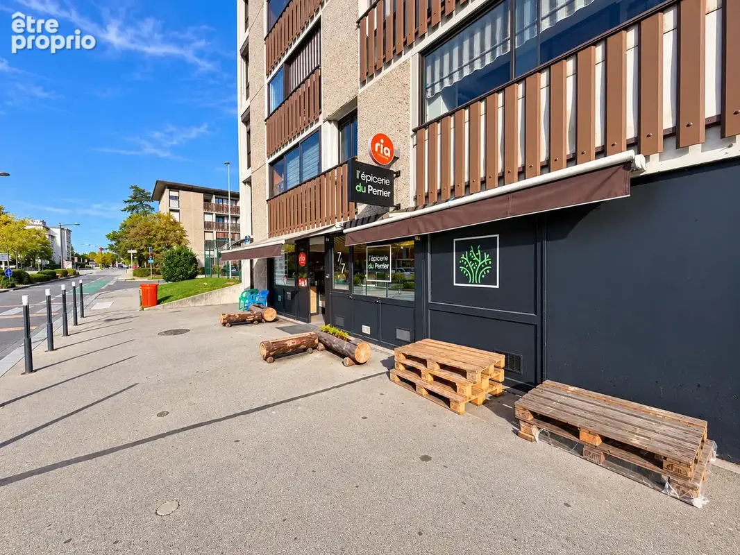 Local commercial - photo 2