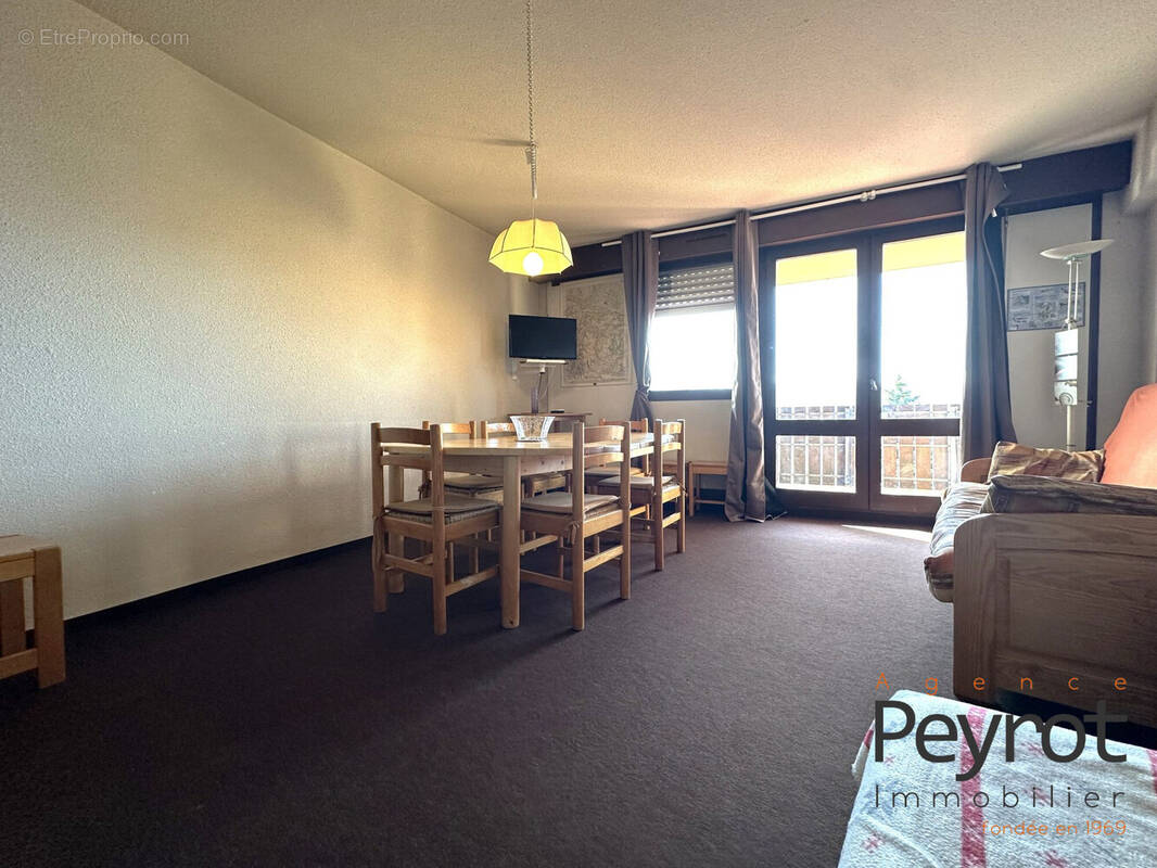 Appartement à FONT-ROMEU-ODEILLO-VIA