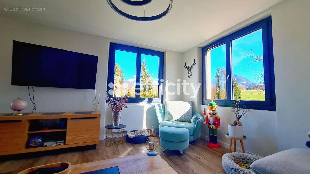 Maison à SAINT-PAUL-EN-CHABLAIS