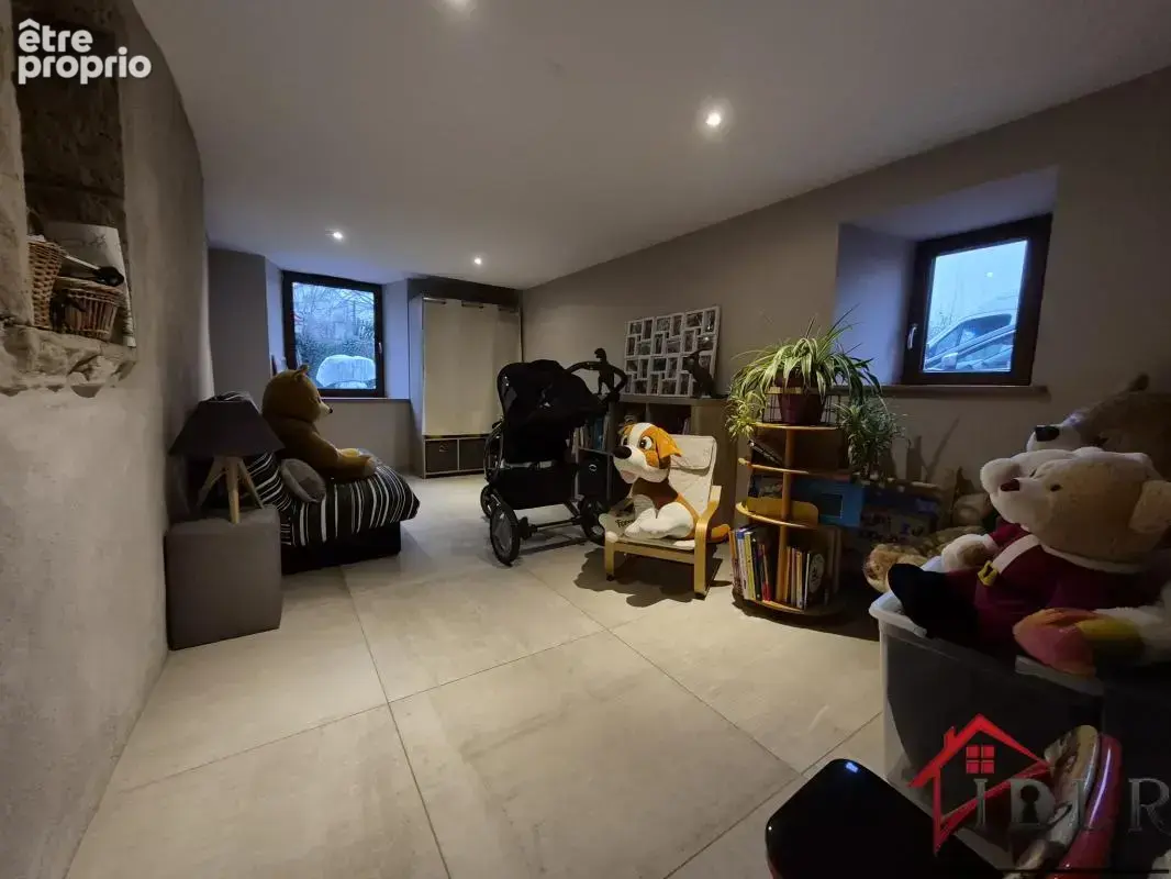 Belle ferme rénovée de 190 m2 avec terrain constructible et - photo 12