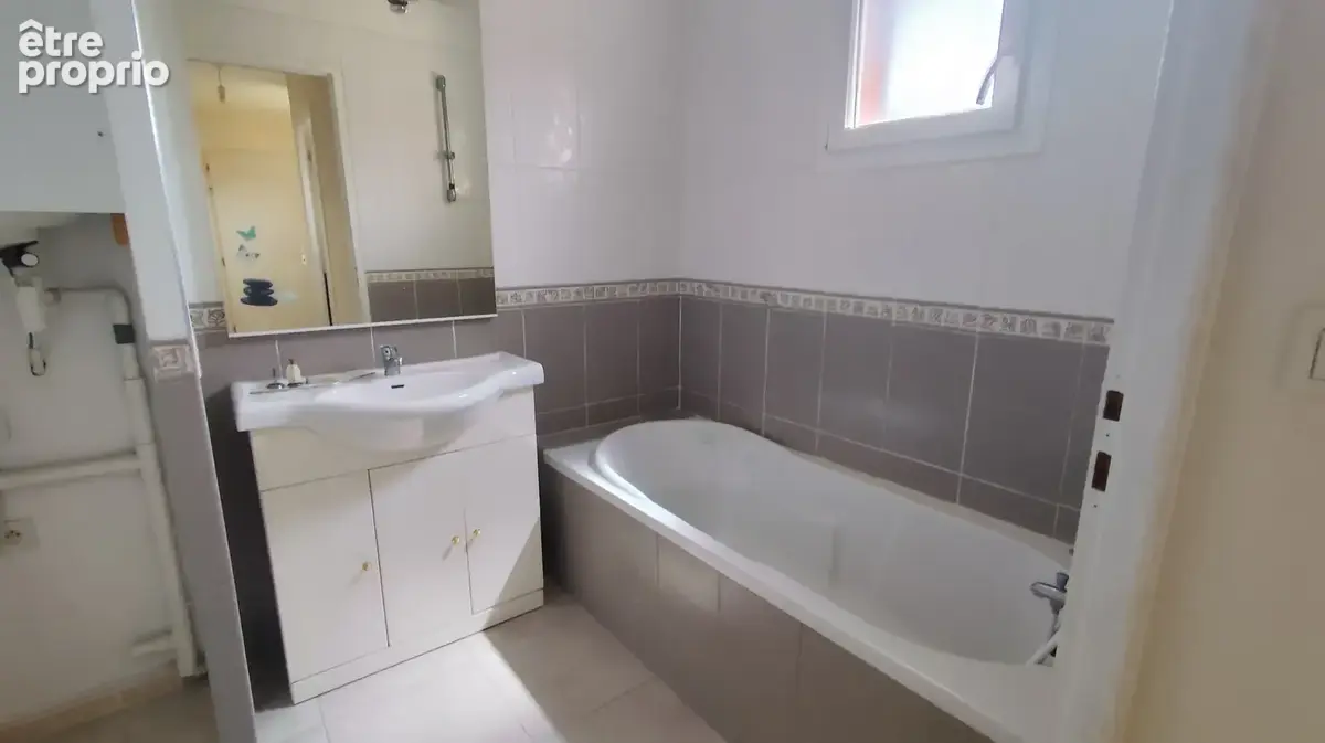 Exclusivite saint gervasy - type 2 45m2 terrasse et parking privatif - photo 6