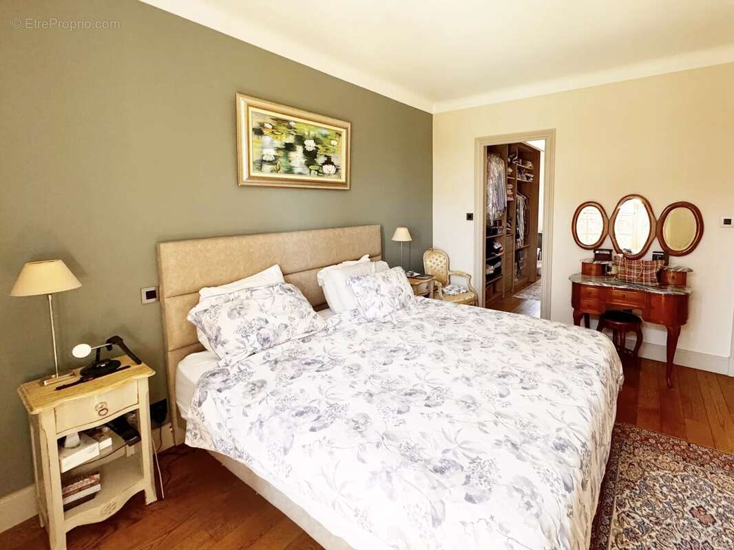 Maison à MOUGINS